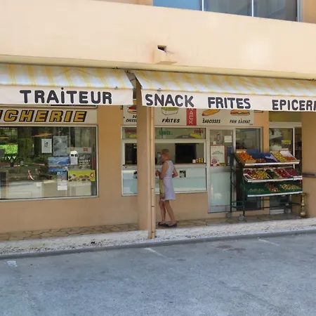 Avenue Marie Fliche Bergis *